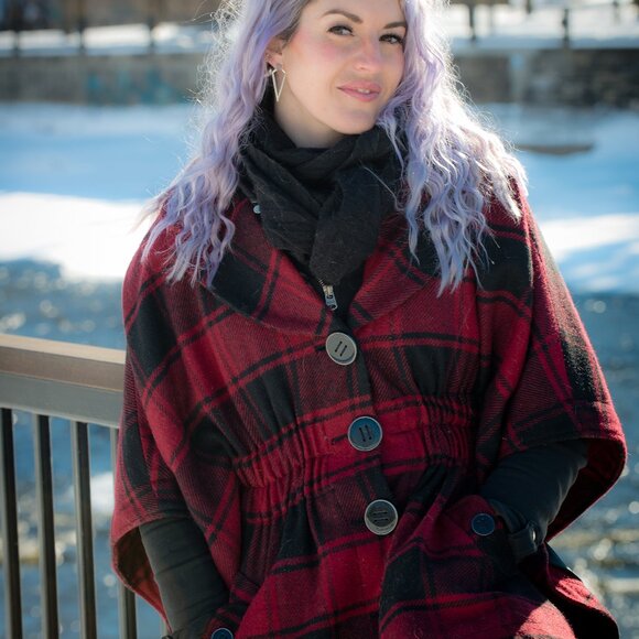 Black & Red Poncho - Picture 1 of 6